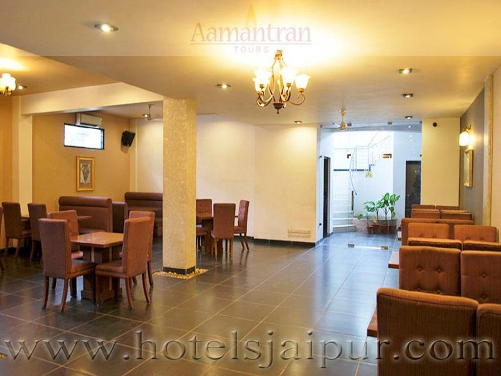 The Saneer Jaipur Hotel Bagian luar foto