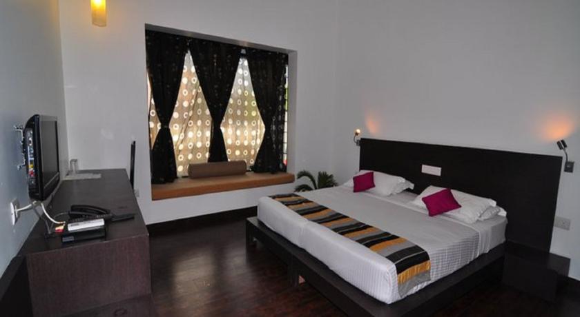 The Saneer Jaipur Hotel Bagian luar foto