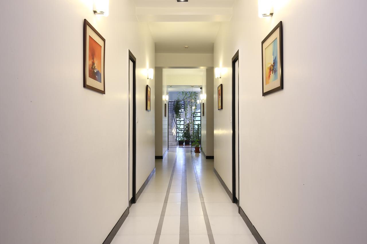 The Saneer Jaipur Hotel Bagian luar foto
