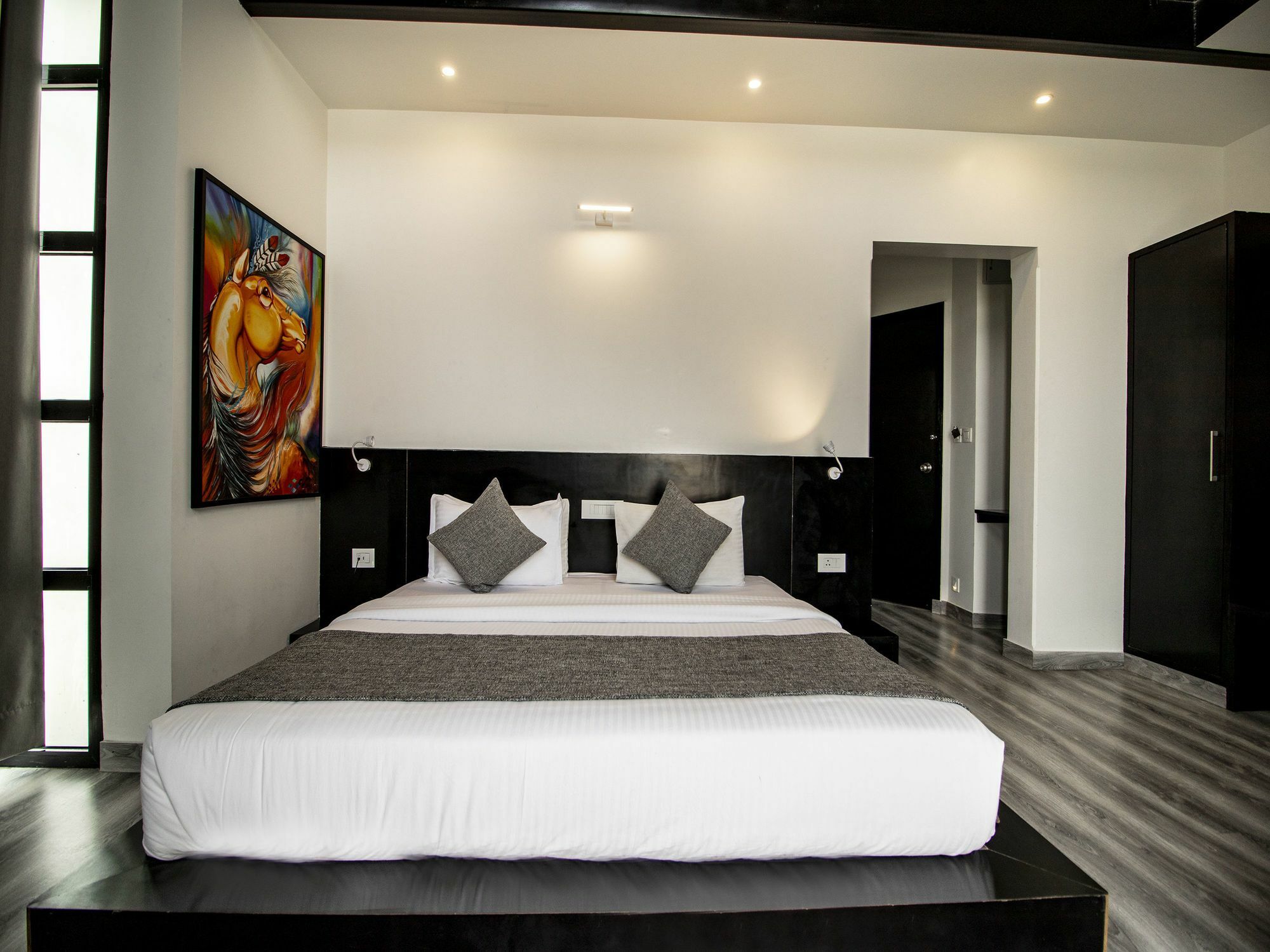 The Saneer Jaipur Hotel Bagian luar foto