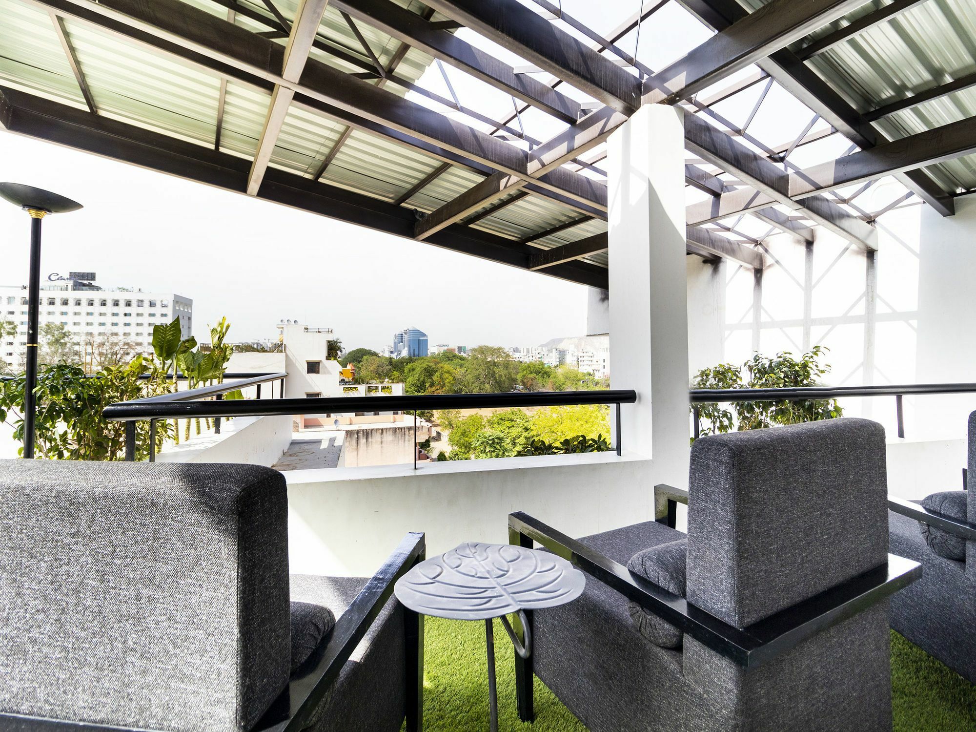 The Saneer Jaipur Hotel Bagian luar foto